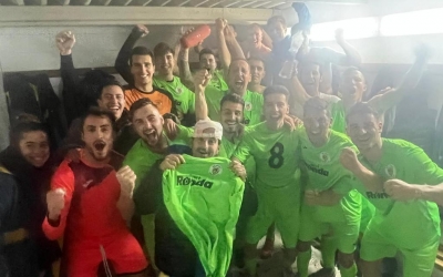 Celebració post-partit al vestuari | Sabadell Nord